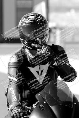 media/Sep-25-2023-Moto Forza (Mon) [[81ffa65e0a]]/Around the Pits/